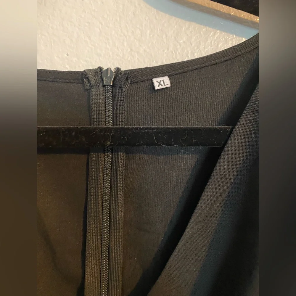 Black Women's Dress Deep V-Neck Waist Tie Ruffle Swing Skater Dresses - Picture 7 of 9